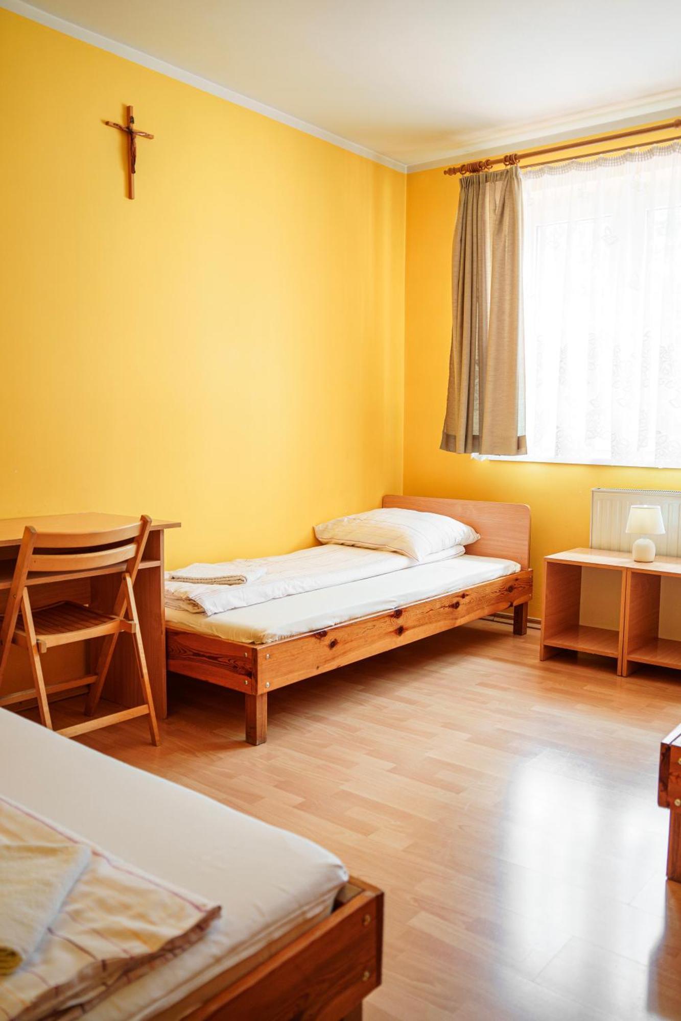 Dom Pielgrzyma Przystanek Wiara Bed & Breakfast Czestochowa Ngoại thất bức ảnh